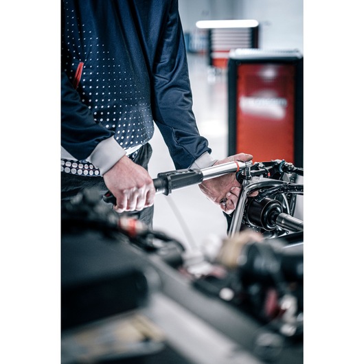 3/8 in. Smart Torque Wrench, 13.5-135Nm